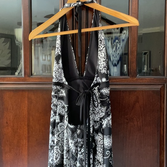 White House Black Market halter dress size 4 - Picture 6 of 7